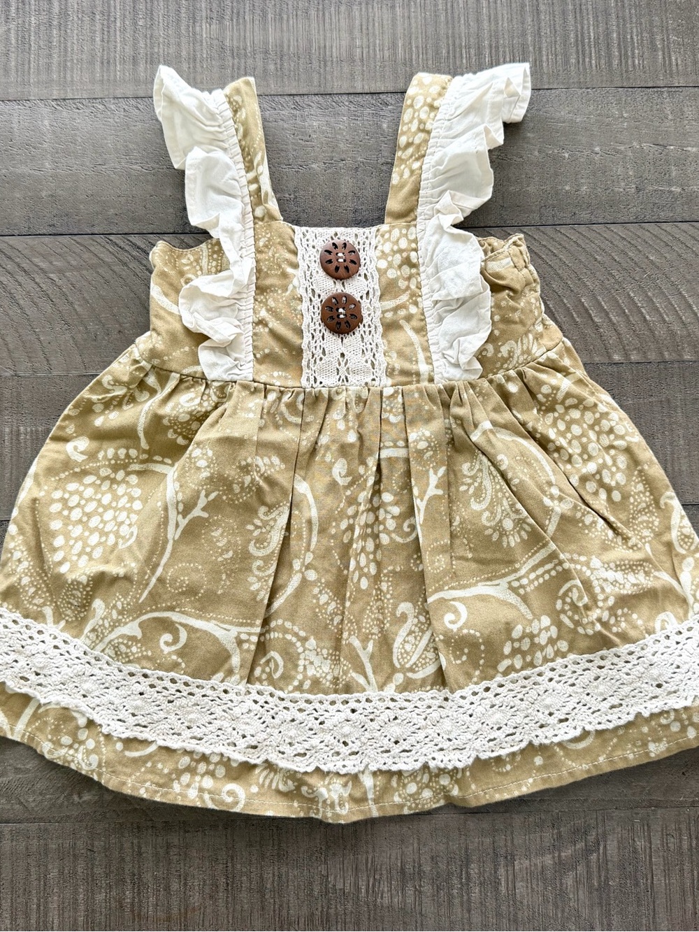 Girls Widdle Me Ruffled Sundress- Tan and White Size 18/24 months